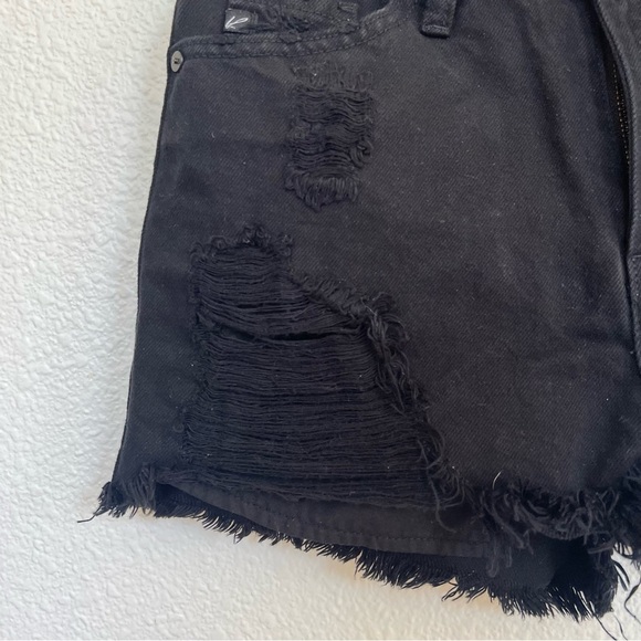 KanCan- Black High Rise Frayed Distressed Shorts XS - Picture 4 of 8